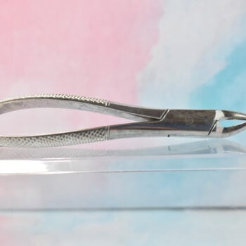 Henry Schein 150 Forceps